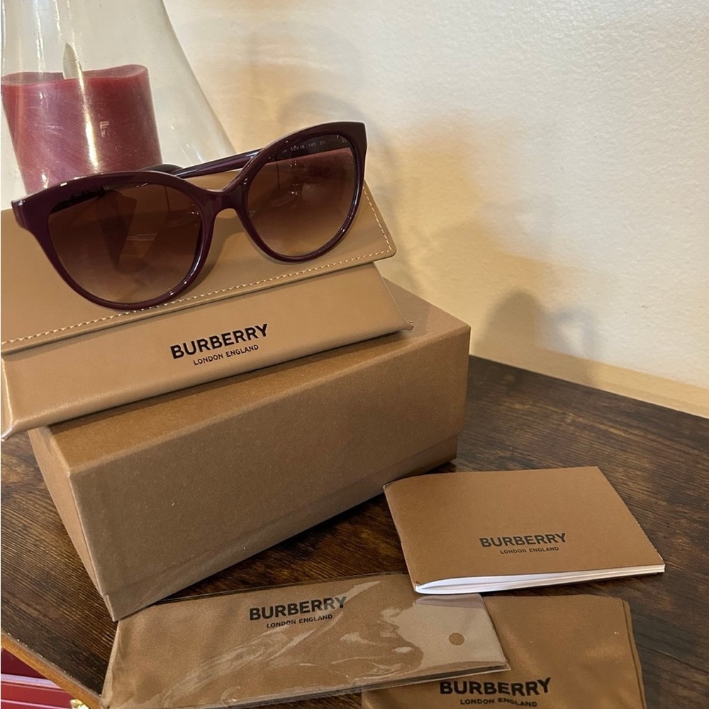New Burberry Women's Plum Sunglasses - Picture 3 of 5
